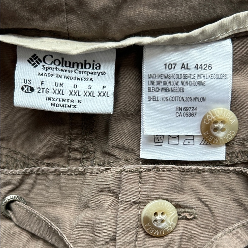 Columbia Shorts - Picture 4 of 7